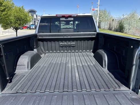 Used 2025 GMC Sierra 1500 Denali Ultimate AWD/4WD image 25