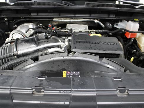Used 2023 GMC Sierra 3500 Denali AWD/4WD image 36