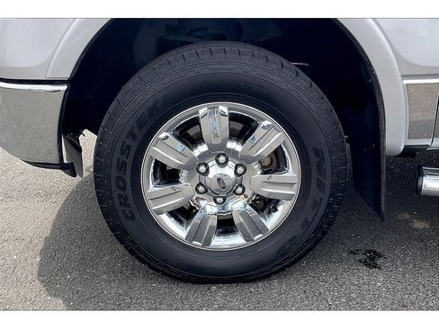 Used 2012 Ford F150 Lariat w/ Lariat Chrome Pkg image 8