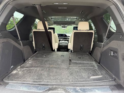 Used 2024 Cadillac Escalade Sport w/ Touring Package RWD image 26