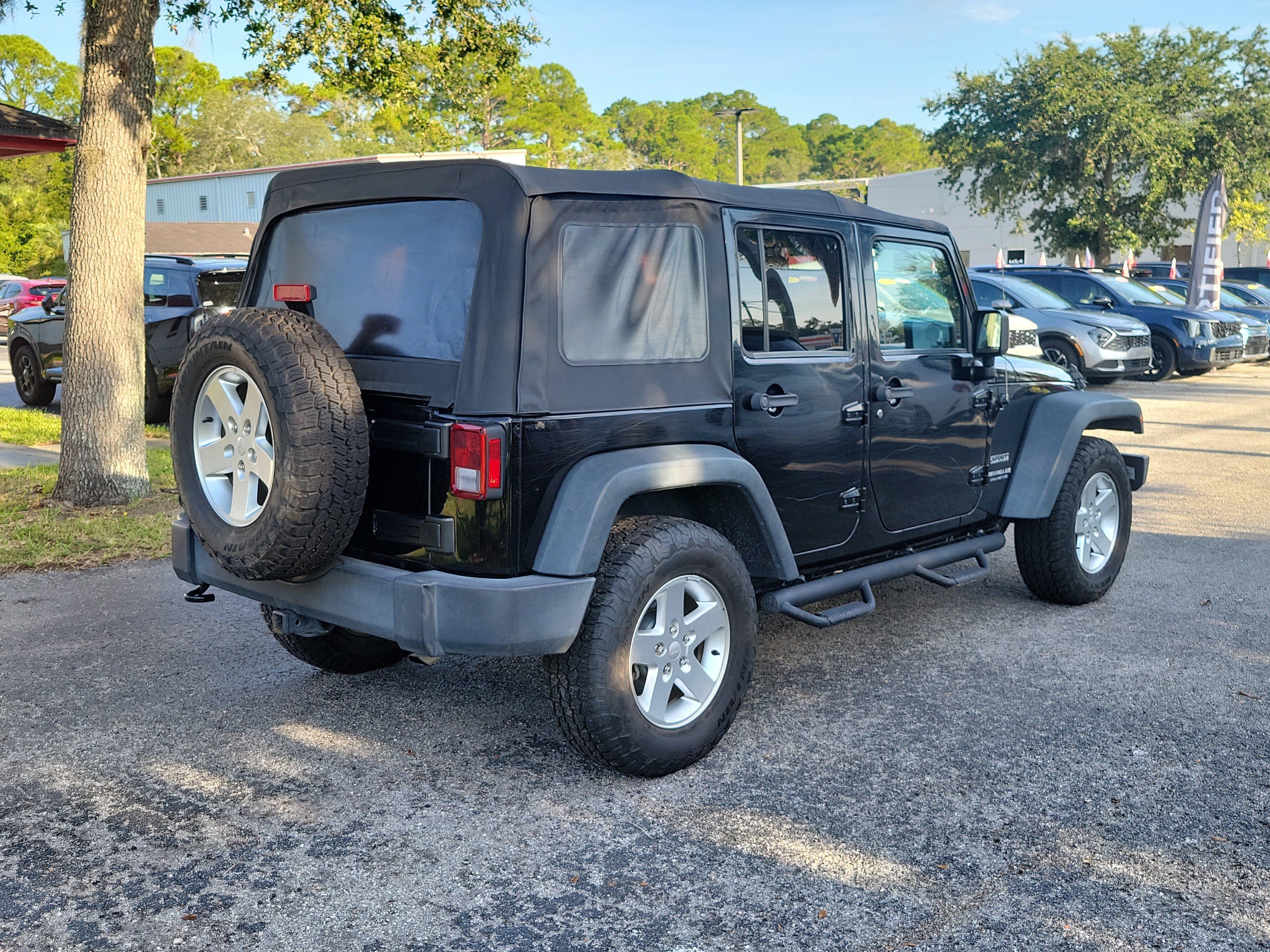 Used 2016 Jeep Wrangler Unlimited Sport w/ Quick Order Package 24S AWD/4WD image 6
