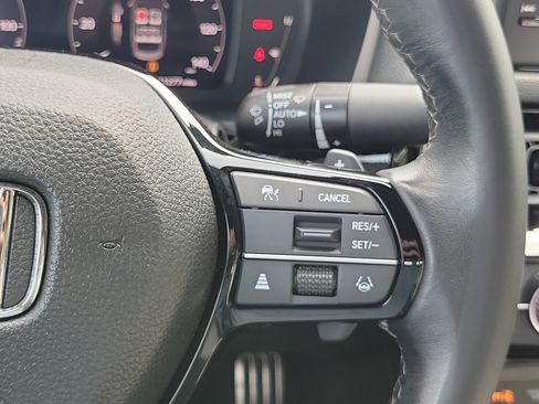 Certified 2025 Honda Civic Sport image 27