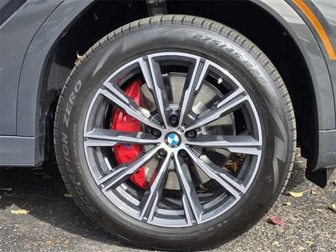 New 2026 BMW X6 xDrive40i w/ Climate Comfort Package image 11