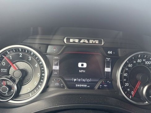 Used 2022 RAM 1500 Big Horn w/ Night Edition image 22