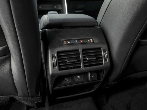 New 2026 Land Rover Discovery Sport Landmark AWD/4WD image 18