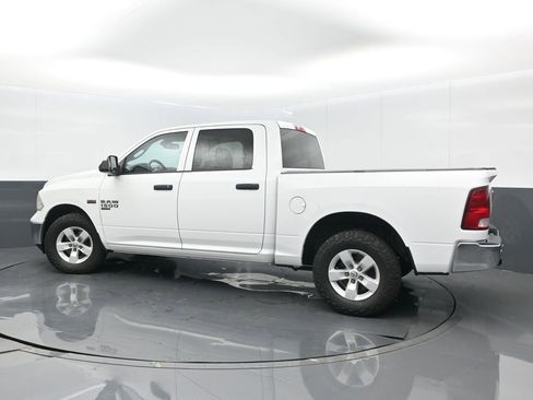 Used 2019 RAM 1500 Tradesman w/ Chrome Appearance Group RWD image 4