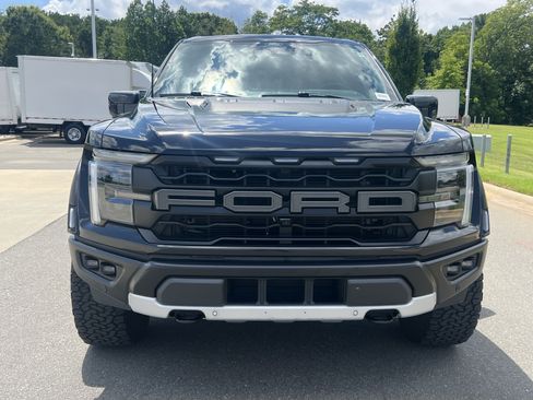 Used 2025 Ford F150 Raptor AWD/4WD image 4