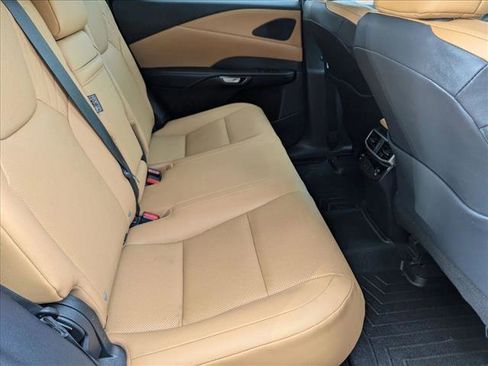 Used 2025 Lexus RX 350 FWD image 19