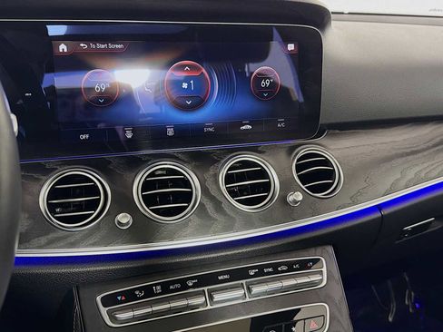 Used 2021 Mercedes-Benz E 450 4MATIC Sedan image 17