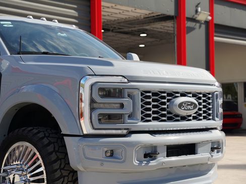 Used 2026 Ford F450 Platinum w/ Platinum Plus Package image 18