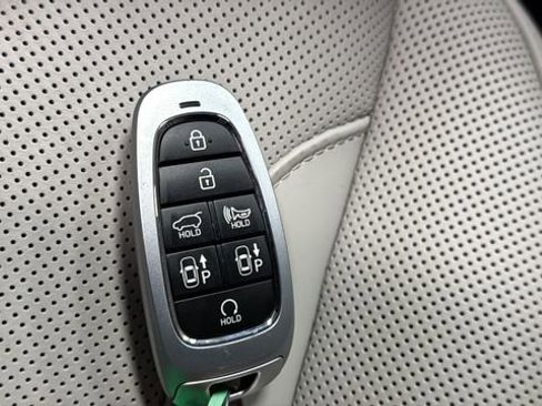 Used 2025 Hyundai Palisade Calligraphy image 43
