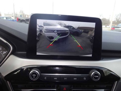 Used 2022 Ford Escape SE w/ Convenience Package image 19