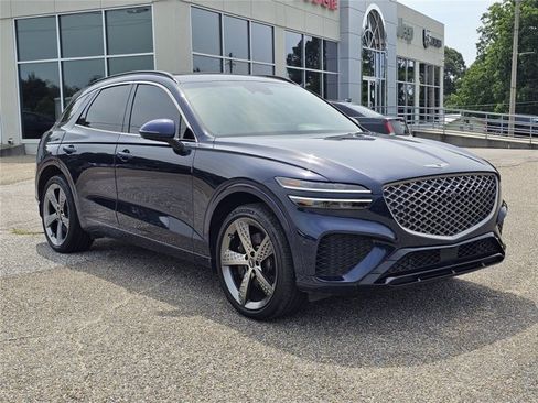Used 2023 Genesis GV70 2.5T w/ Sport Prestige Package AWD/4WD image 14