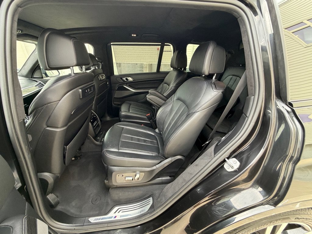 Used 2019 BMW X7 xDrive40i w/ Premium Package AWD/4WD image 14