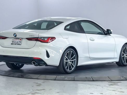 Used 2023 BMW 430i Coupe w/ Convenience Package RWD image 2