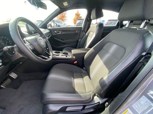 Used 2025 Honda Civic Sport image 22