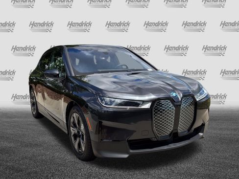 Certified 2023 BMW iX xDrive50 w/ Premium Package AWD/4WD image 2