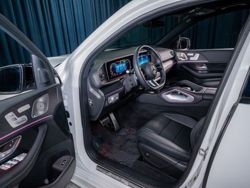 New 2026 Mercedes-Benz GLS 450 4MATIC image 11