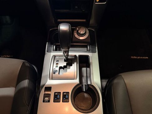 Used 2020 Toyota 4Runner SR5 Premium image 28