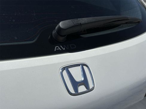 Used 2024 Honda HR-V LX image 10
