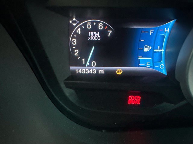 Used 2015 Ford Explorer XLT w/ Equipment Group 202B FWD image 40