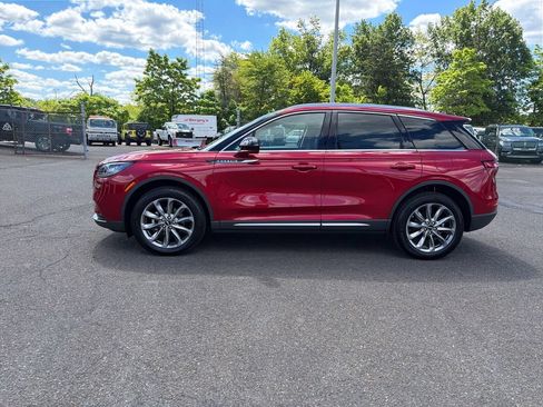 Certified 2022 Lincoln Corsair AWD w/ Premium Package image 2