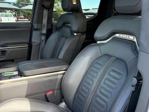Used 2023 Rivian R1T Adventure AWD/4WD image 10