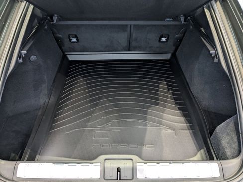 Certified 2025 Porsche Panamera image 26