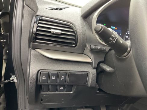 Used 2024 Mitsubishi Eclipse Cross SE image 7