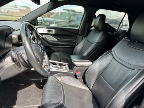 Used 2020 Ford Explorer ST w/ ST Street Pack image 12