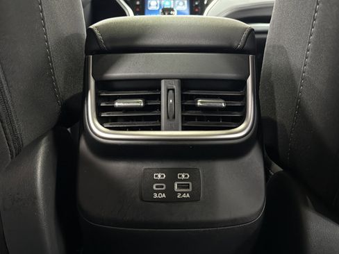 Used 2024 Subaru Outback Premium image 23