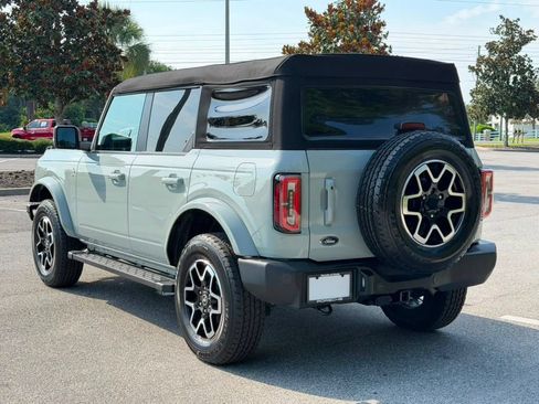 Used 2024 Ford Bronco Outer Banks AWD/4WD image 3