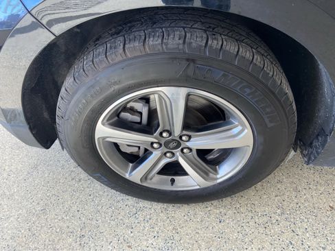 Used 2024 Ford Edge SEL w/ Convenience Package image 13