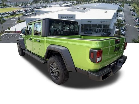 New 2026 Jeep Gladiator Sport AWD/4WD image 6