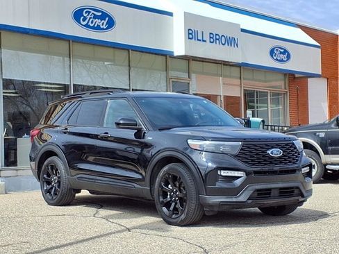 Certified 2023 Ford Explorer ST-Line image 1