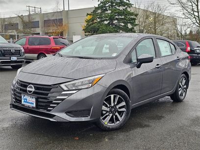 New 2025 Nissan Versa SV w/ Trunk Package