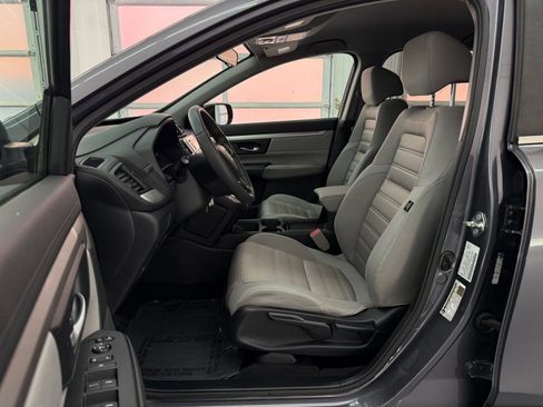 Used 2017 Honda CR-V LX image 5