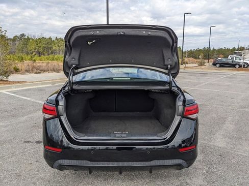 Used 2024 Nissan Sentra SV image 38