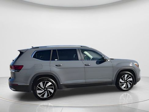 Certified 2025 Volkswagen Atlas SEL image 9