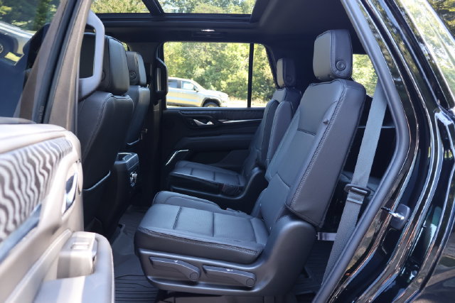 Used 2023 GMC Yukon Denali AWD/4WD image 20