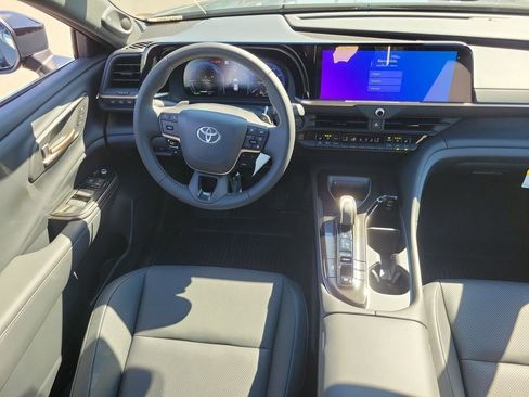 New 2026 Toyota Crown Signia Limited image 13