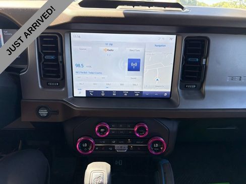 Used 2023 Ford Bronco Outer Banks AWD/4WD image 13