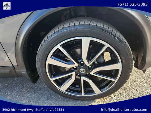 Used 2018 Nissan Rogue Sport SL w/ SL Premium Package AWD/4WD image 10