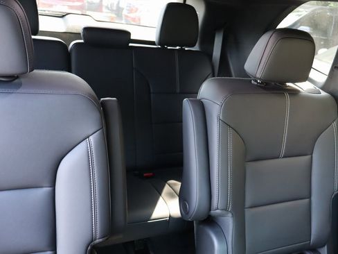 New 2025 GMC Acadia Elevation w/ Elevation Premium Package image 23