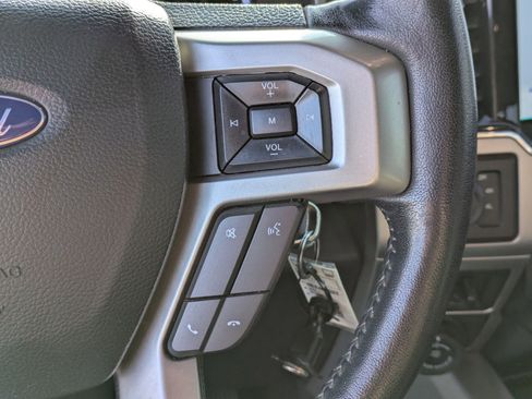 Used 2022 Ford F250 Lariat image 18