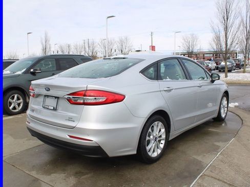 Used 2019 Ford Fusion SE FWD image 7