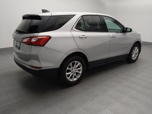 Used 2020 Chevrolet Equinox LT w/ Driver Convenience Package FWD image 10