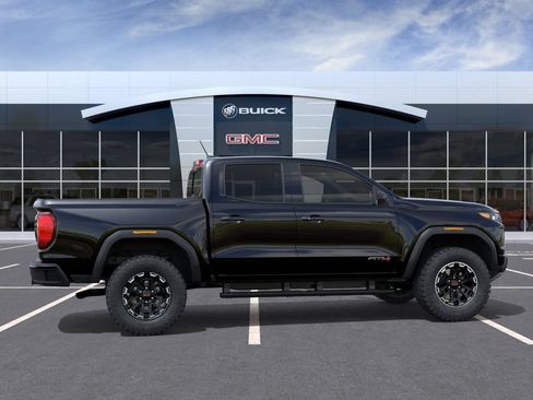 New 2026 GMC Canyon AT4 w/ Technology Plus Package AWD/4WD image 5