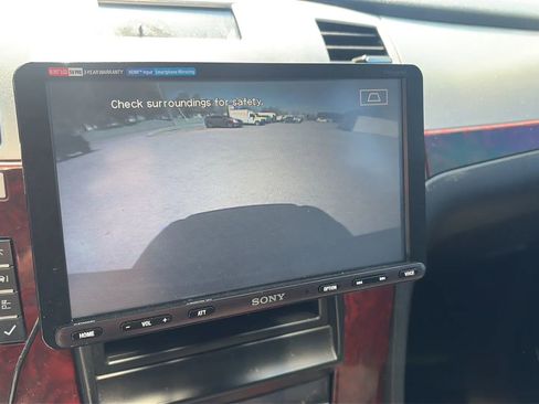 Used 2009 Cadillac Escalade AWD image 41