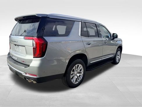 Certified 2025 GMC Yukon Denali image 5